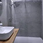 Domus Apartment *